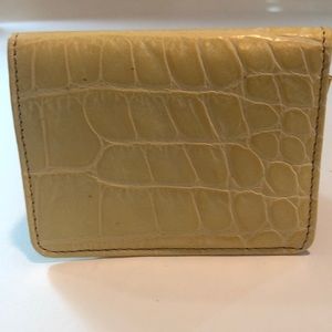 ⭐️SALE⭐️ Brahmin mini wallet